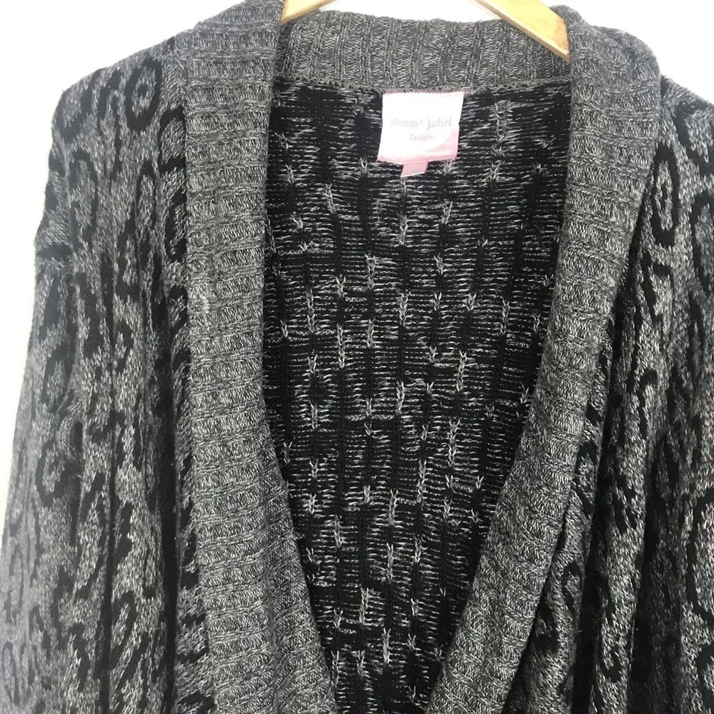 draped knit